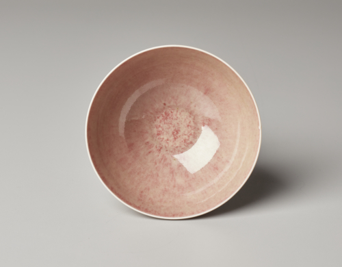 China%2C%20Jiangxi%20province%2C%20Jingdezhen%20kilns%2C%20%3Cb%3E%3Ci%3E%20Peachbloom-glazed%20bowl%3C%2Fi%3E%3C%2Fb%3E%2C%2019th%20century%2C%20porcelain%20with%20%22peachbloom%22%20glaze%20%28copper%20red%20with%20mottled%20moss%20green%29%2C%20Gift%20of%20Virginia%20Nelson%2C%20no%20known%20copyright%20restrictions%2C%201996.5.2
